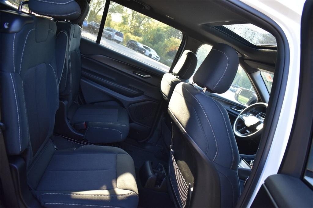 used 2024 Jeep Grand Cherokee L car, priced at $33,777