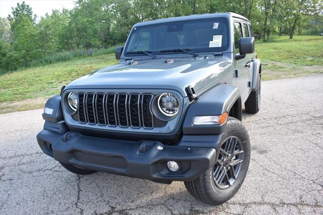 new 2025 Jeep Wrangler car, priced at $45,501