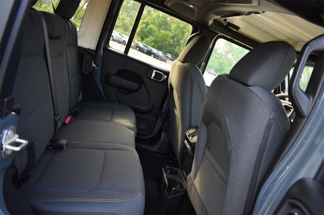 new 2025 Jeep Wrangler car, priced at $45,501