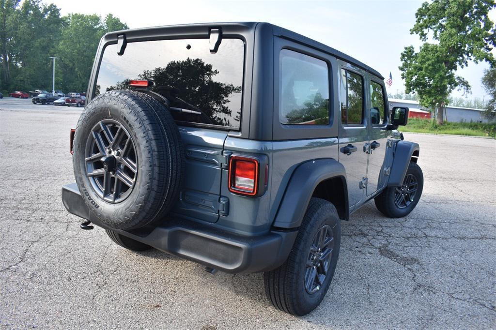 new 2025 Jeep Wrangler car, priced at $45,961