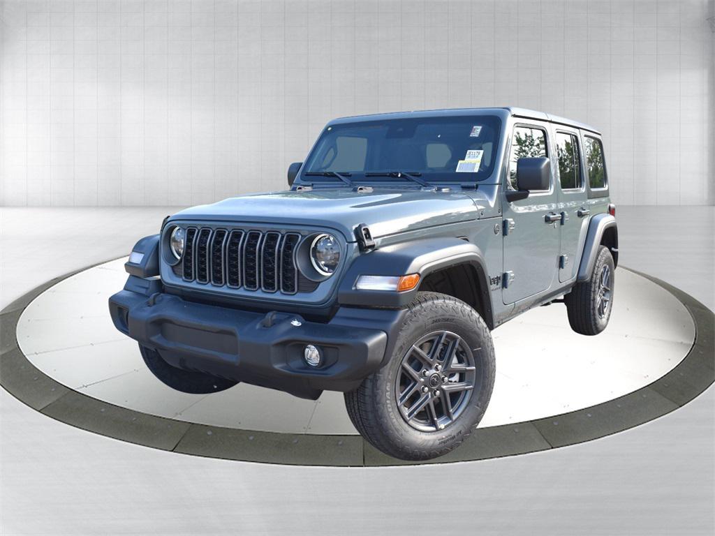 new 2025 Jeep Wrangler car, priced at $45,001