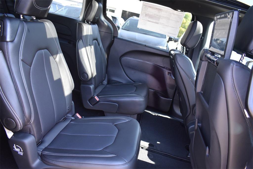 new 2026 Chrysler Pacifica car, priced at $44,566