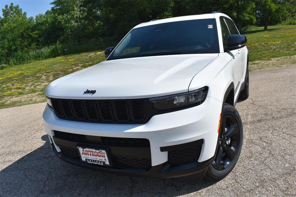 new 2025 Jeep Grand Cherokee L car, priced at $41,728