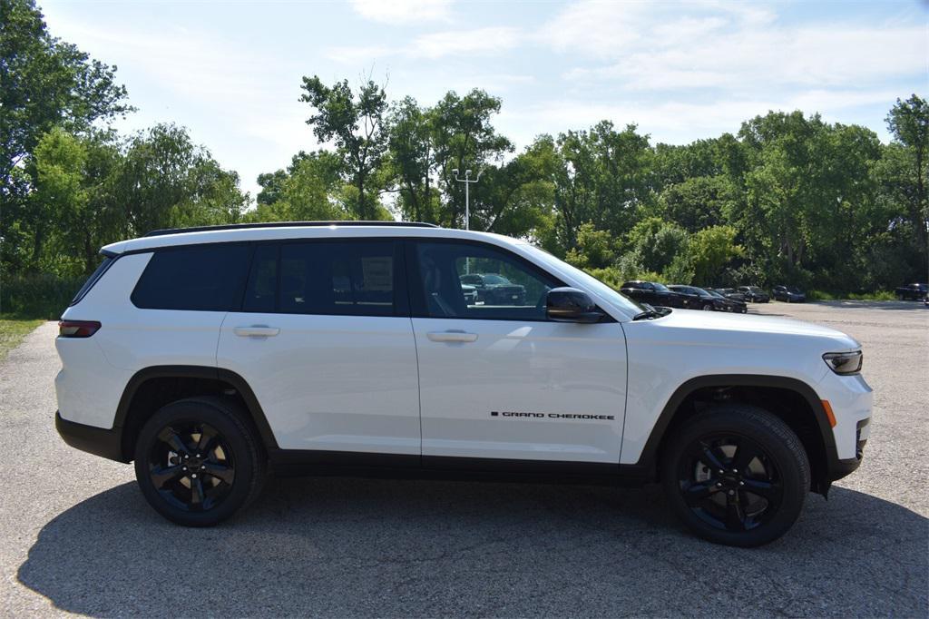 new 2025 Jeep Grand Cherokee L car, priced at $41,728