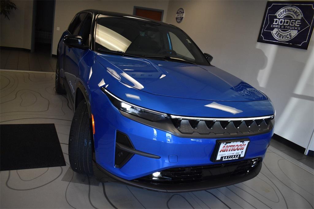 new 2025 Jeep Wagoneer S car, priced at $48,995