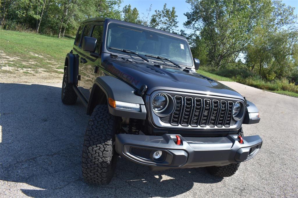 new 2025 Jeep Wrangler car, priced at $57,657
