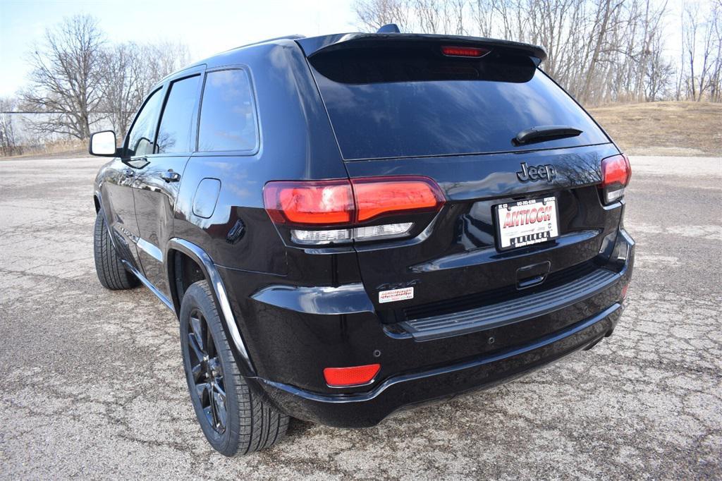 used 2022 Jeep Grand Cherokee WK car, priced at $26,677