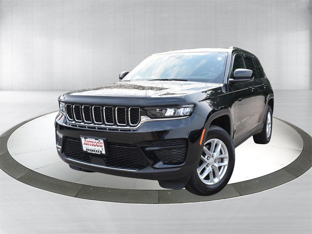 used 2024 Jeep Grand Cherokee car, priced at $32,877