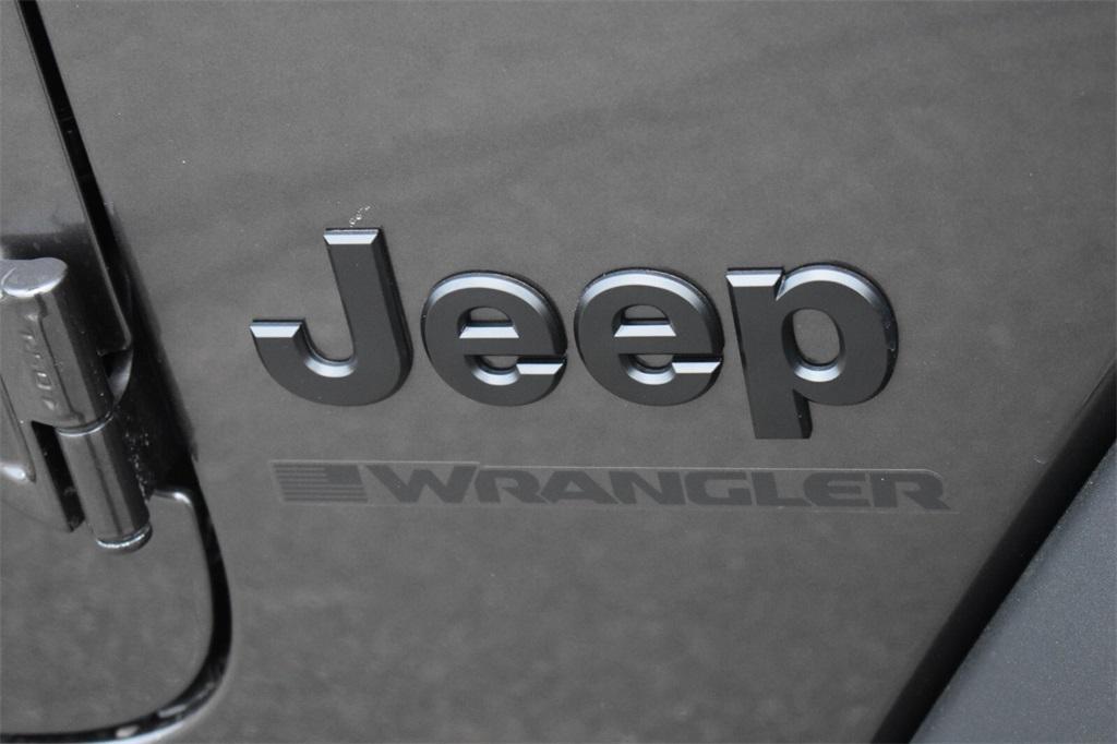 new 2025 Jeep Wrangler car, priced at $42,958