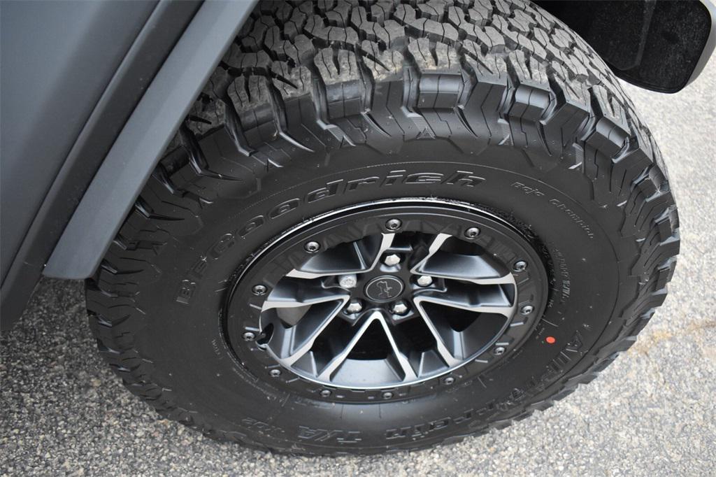 new 2025 Jeep Wrangler car, priced at $42,958