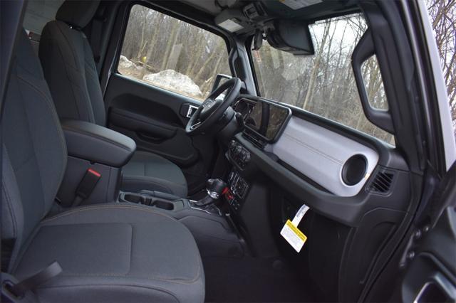 new 2025 Jeep Wrangler car, priced at $44,240