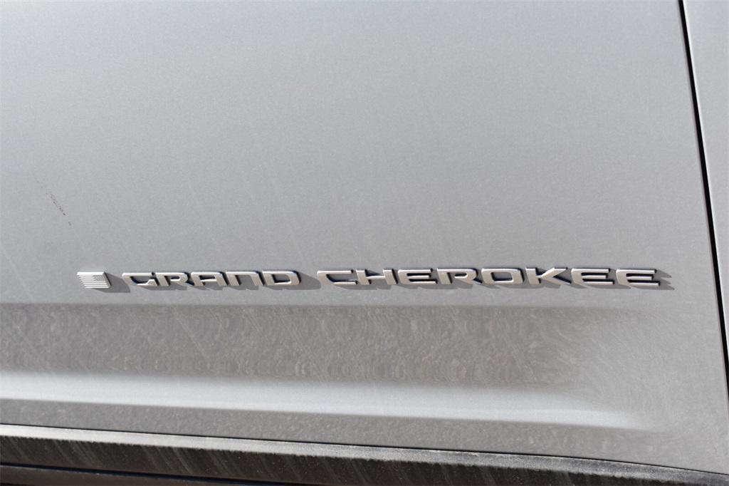 new 2025 Jeep Grand Cherokee L car, priced at $38,110