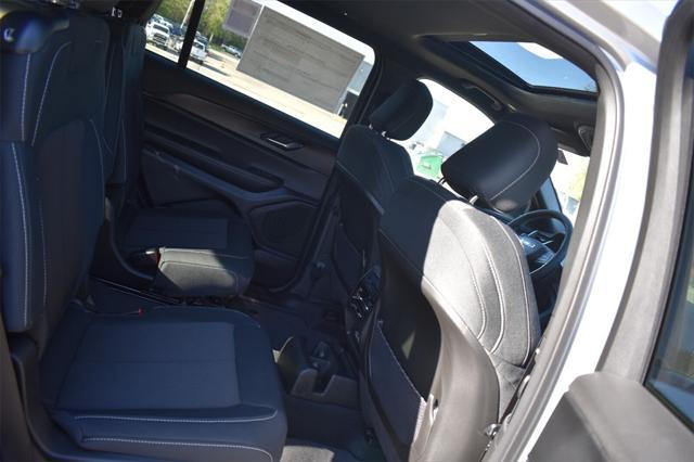 new 2025 Jeep Grand Cherokee L car, priced at $40,920