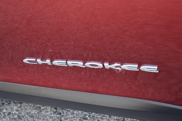 used 2020 Jeep Cherokee car, priced at $14,346