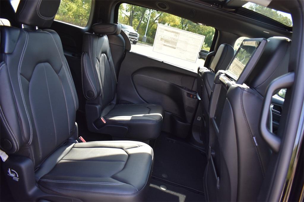new 2026 Chrysler Pacifica car, priced at $47,718