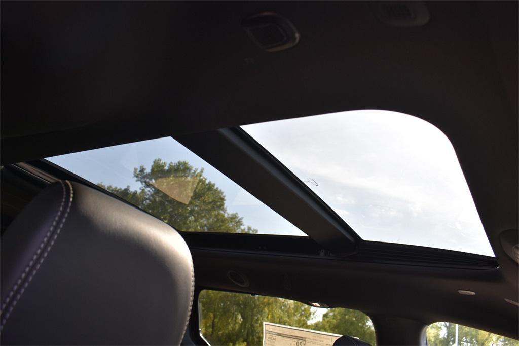 new 2026 Chrysler Pacifica car, priced at $47,718