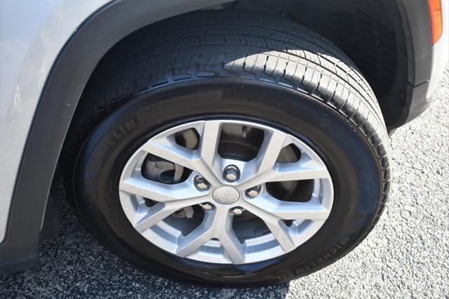 used 2023 Jeep Grand Cherokee L car, priced at $27,977