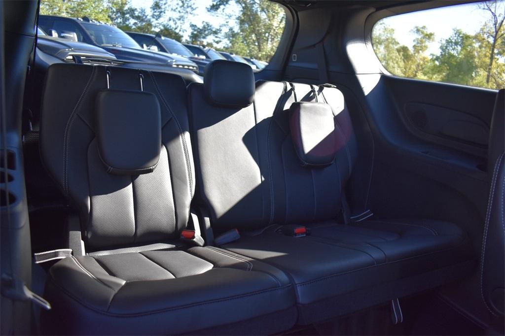 new 2026 Chrysler Pacifica car, priced at $48,113