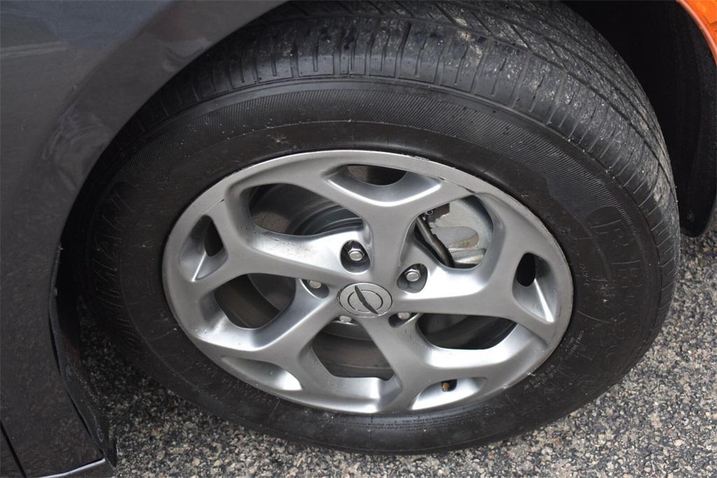 used 2023 Chrysler Pacifica car, priced at $26,977