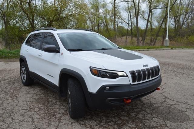 used 2020 Jeep Cherokee car, priced at $25,346