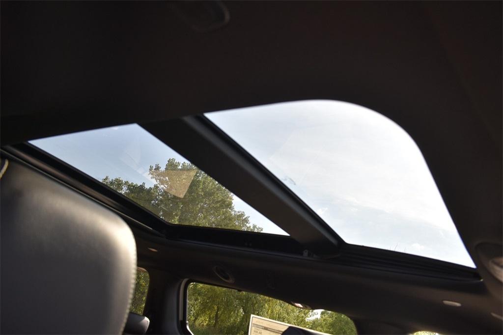 new 2026 Chrysler Pacifica car, priced at $45,985