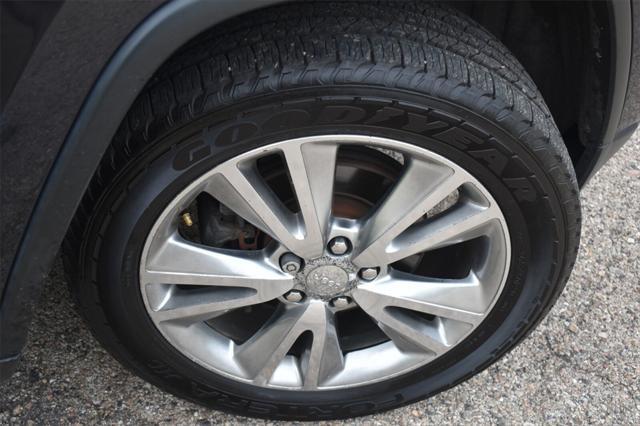 used 2013 Jeep Grand Cherokee car, priced at $7,177