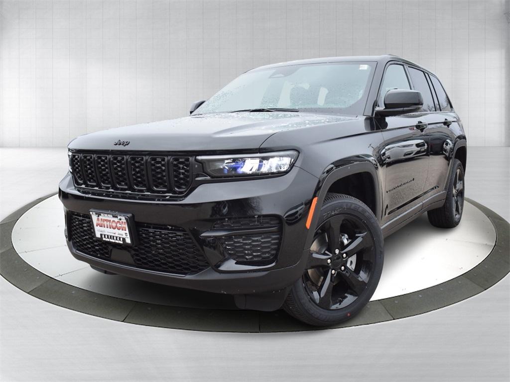 new 2025 Jeep Grand Cherokee car, priced at $37,995