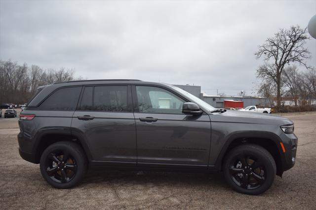 new 2025 Jeep Grand Cherokee car, priced at $41,945