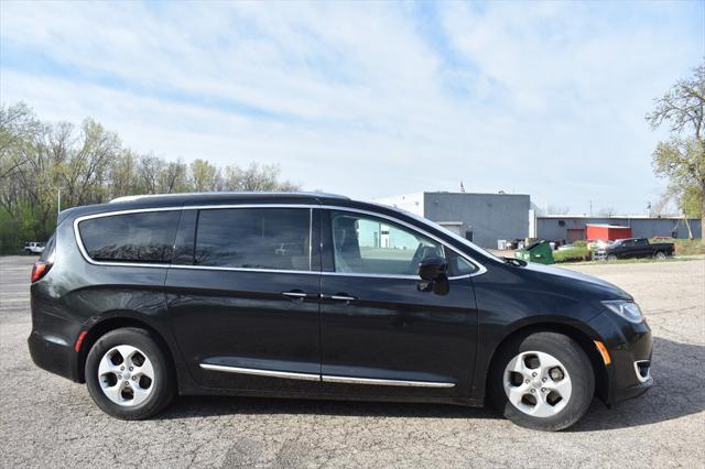 used 2017 Chrysler Pacifica car, priced at $12,546