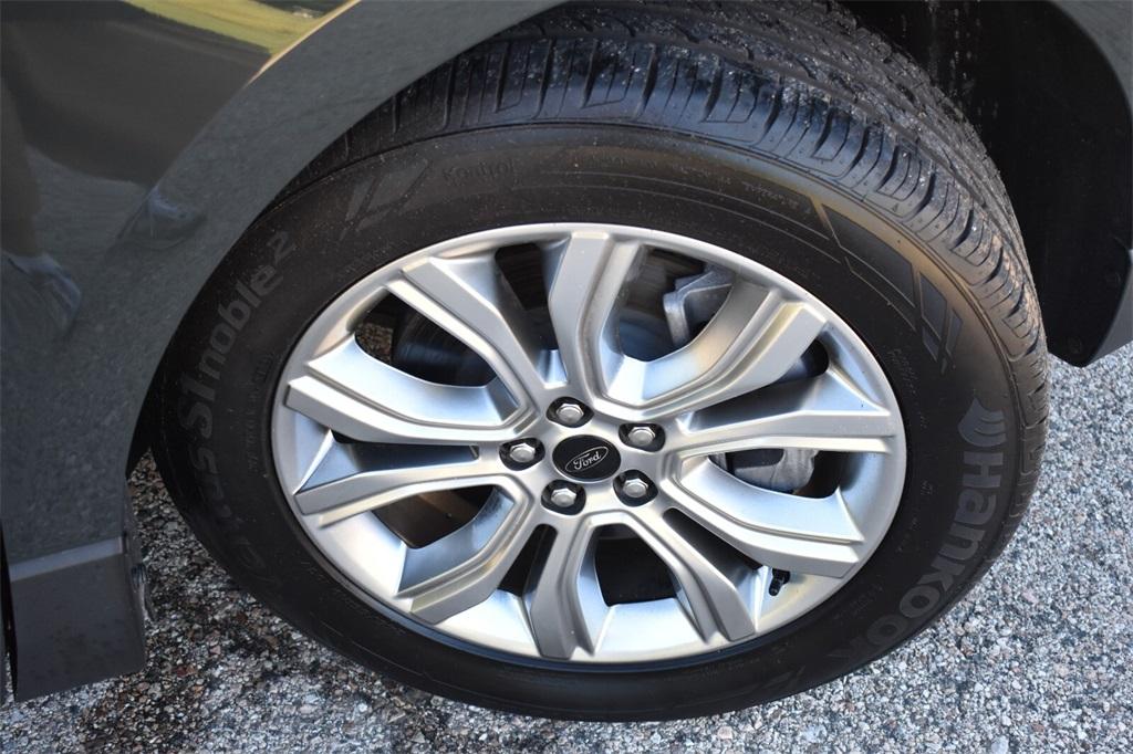 used 2024 Ford Edge car, priced at $38,577