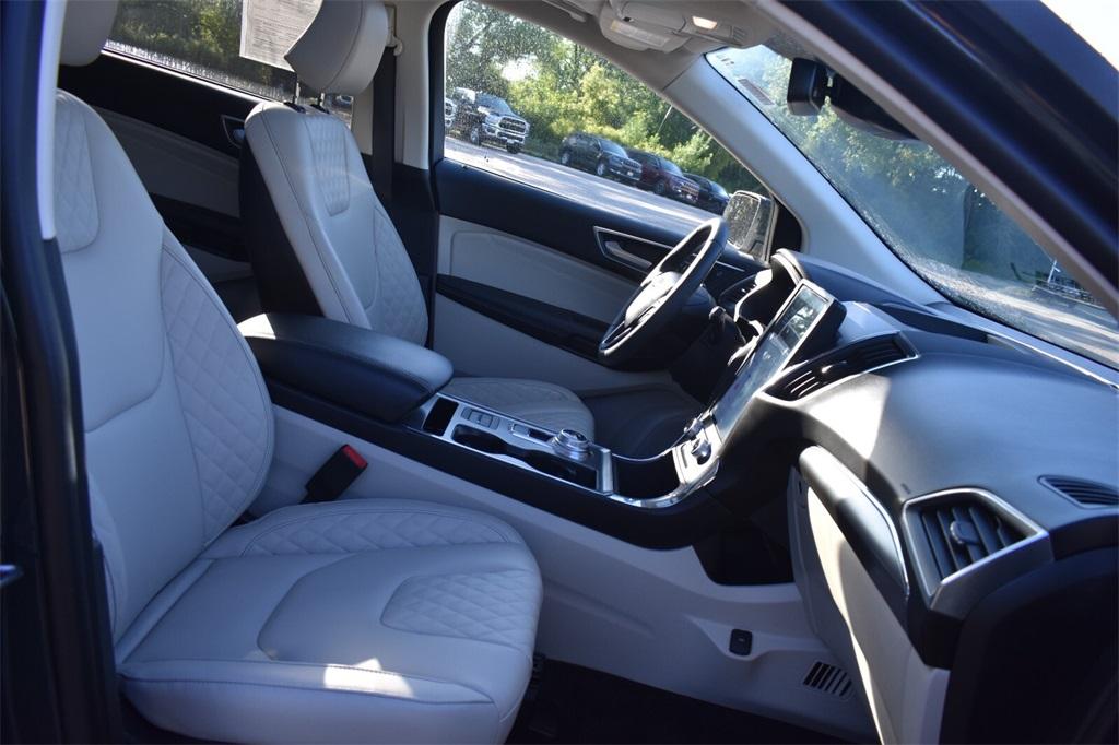 used 2024 Ford Edge car, priced at $38,577