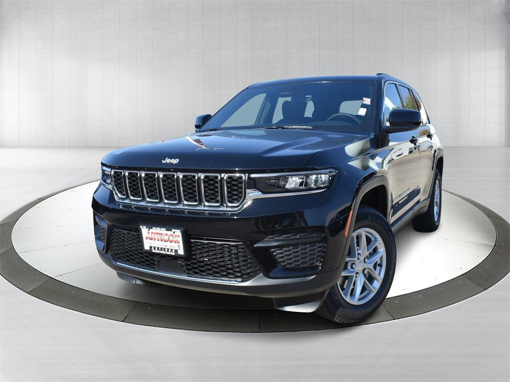 new 2025 Jeep Grand Cherokee car, priced at $38,434