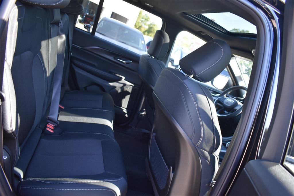 new 2025 Jeep Grand Cherokee car, priced at $38,434