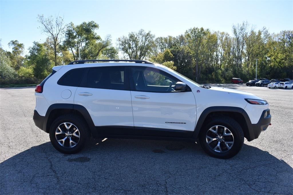 used 2015 Jeep Cherokee car, priced at $12,777