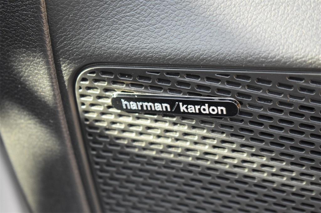 new 2026 Chrysler Pacifica car, priced at $51,382