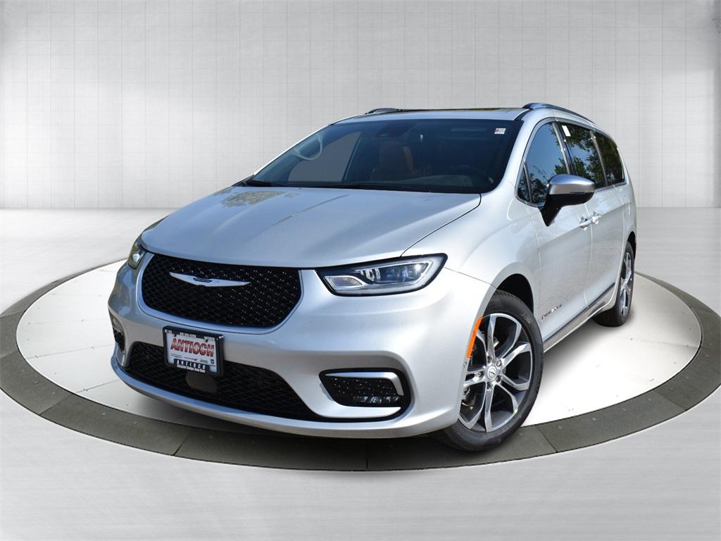 new 2026 Chrysler Pacifica car, priced at $51,382