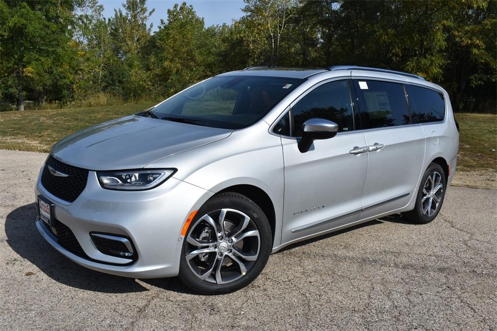 new 2026 Chrysler Pacifica car, priced at $51,382