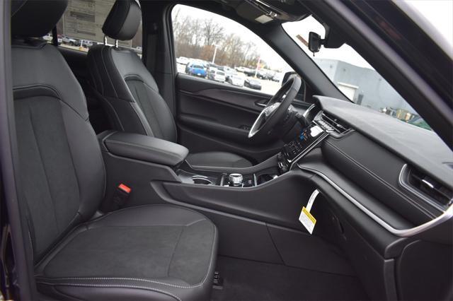 new 2025 Jeep Grand Cherokee car, priced at $46,530