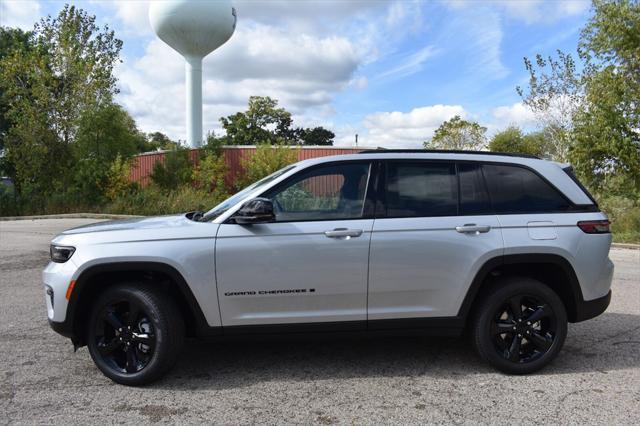 new 2025 Jeep Grand Cherokee car, priced at $49,442