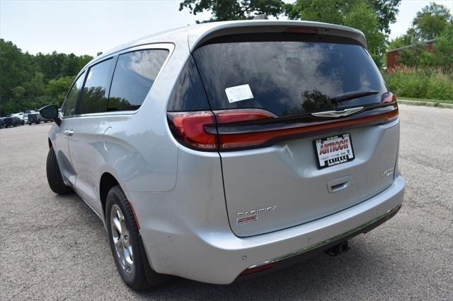 new 2024 Chrysler Pacifica car, priced at $48,665