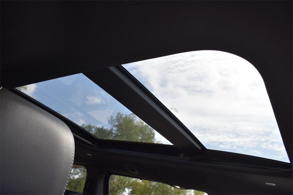 new 2026 Chrysler Pacifica car, priced at $47,718