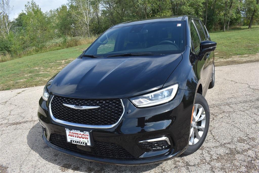 new 2026 Chrysler Pacifica car, priced at $45,985