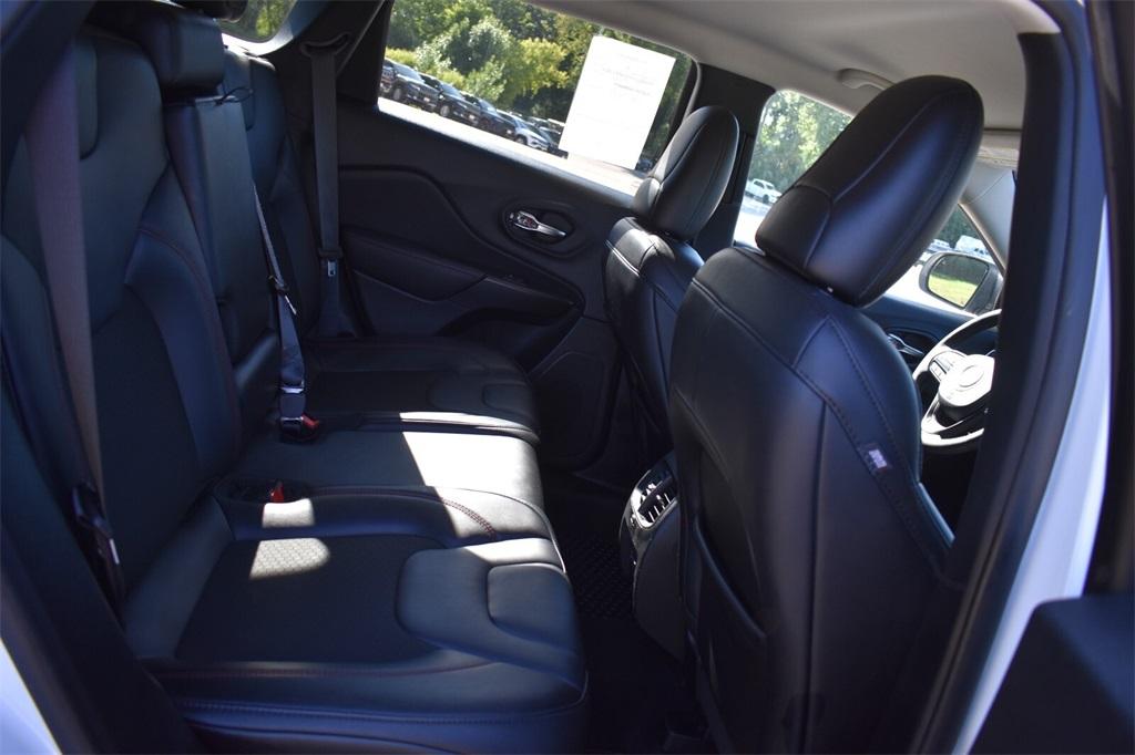 used 2021 Jeep Cherokee car, priced at $25,677