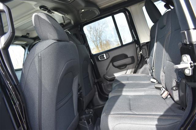 new 2025 Jeep Wrangler car, priced at $44,219