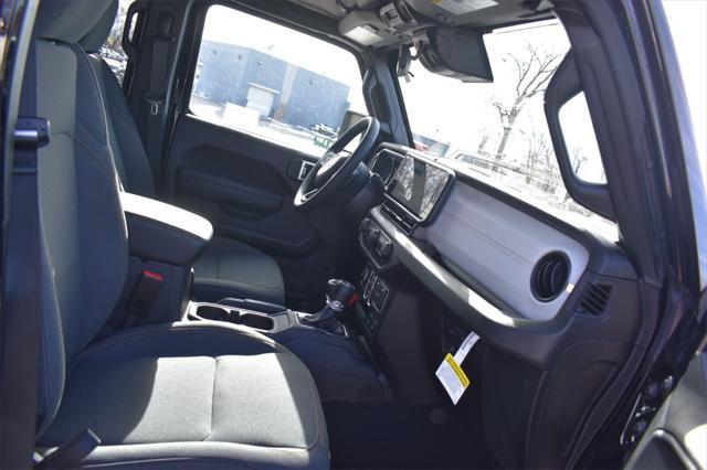 new 2025 Jeep Wrangler car, priced at $44,219