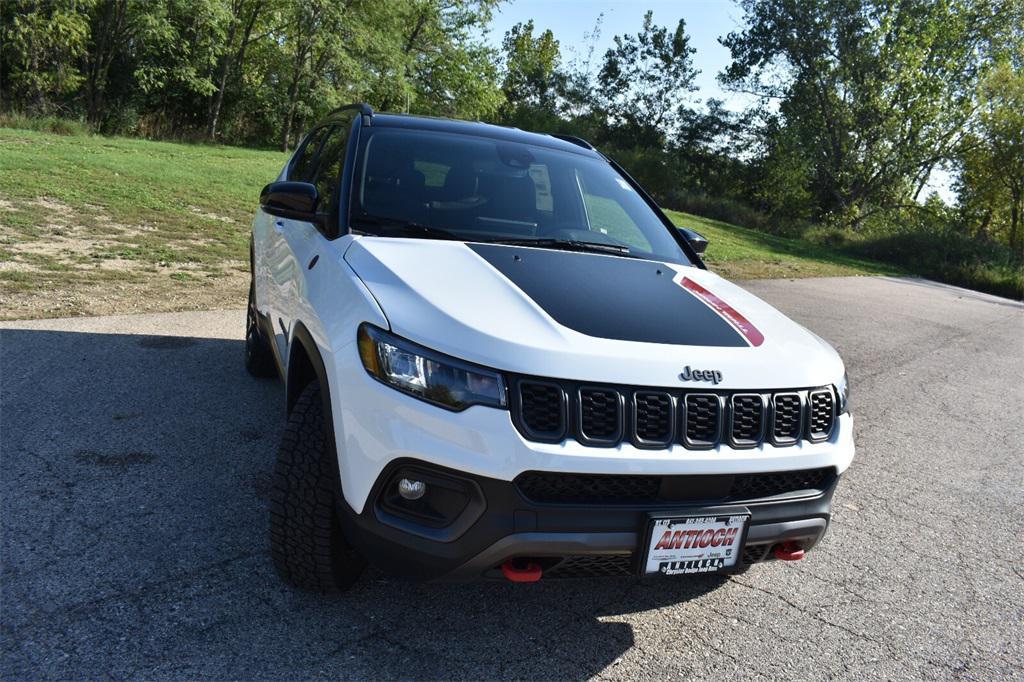 new 2026 Jeep Compass car, priced at $31,850