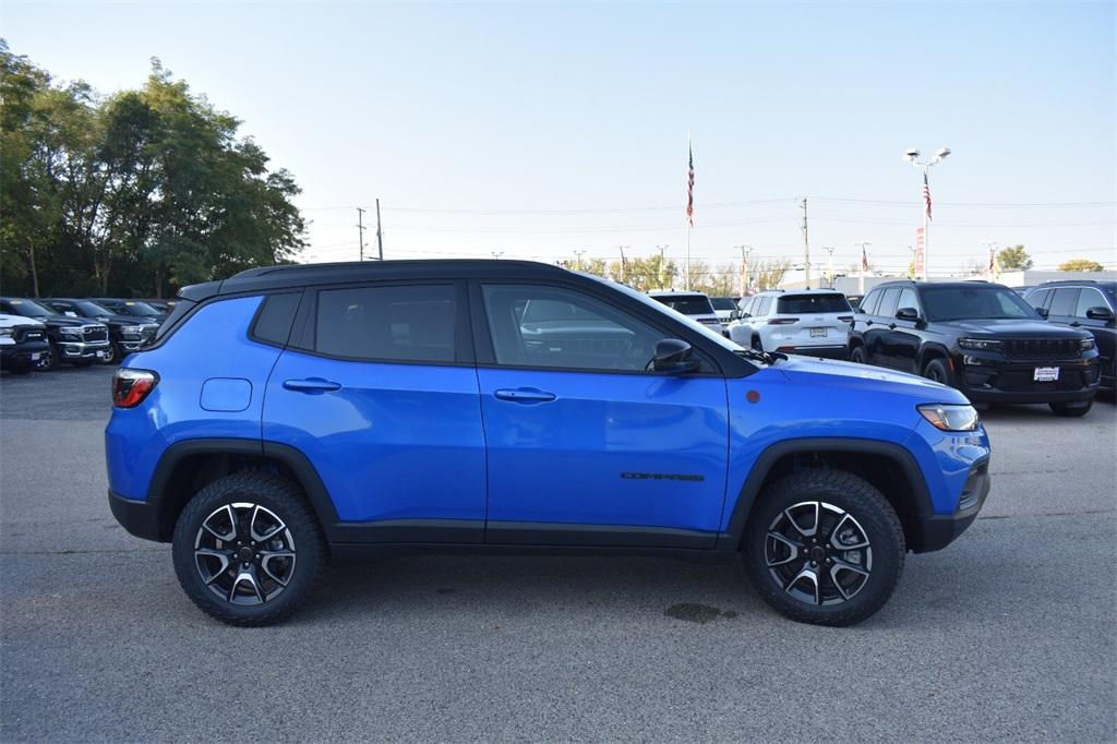 new 2026 Jeep Compass car, priced at $32,288