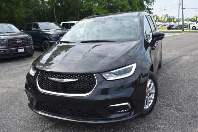 used 2023 Chrysler Pacifica car, priced at $24,277