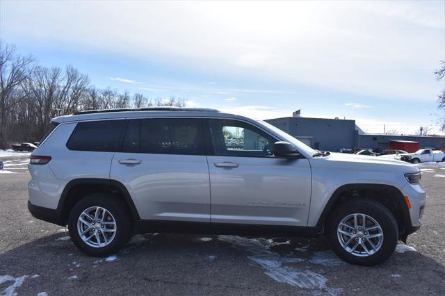 new 2025 Jeep Grand Cherokee L car, priced at $40,058