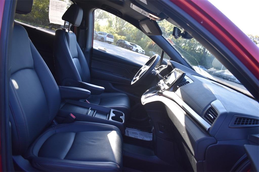 used 2024 Honda Odyssey car, priced at $38,877